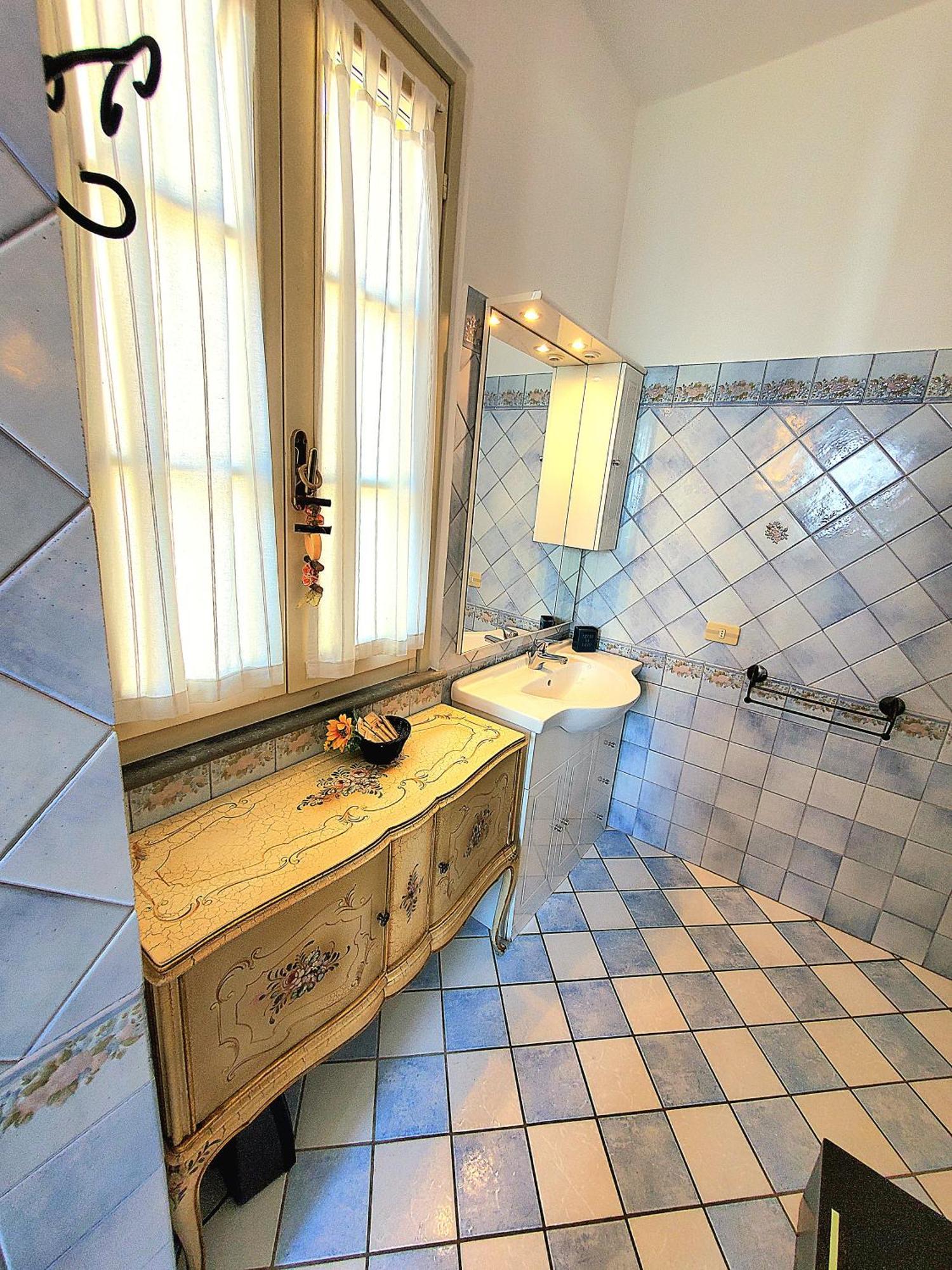 Antica La Tinara Del Belvedere - Romantic Dreams - (adults Only) Mini-hôtel Galbiate
